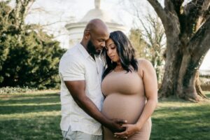 Family maternity photoshoot